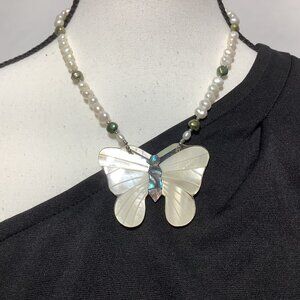 VINTAGE BUTTERFLY & PEARL NECKLACE